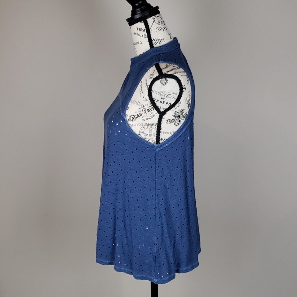 {American Eagle} Soft and Sexy Tank Going Out Top - Picture 4 of 7